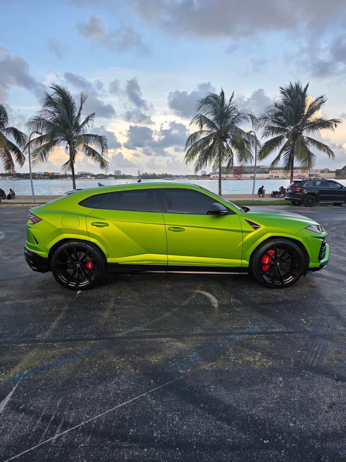 Lamborgini Urus